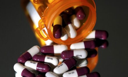 Las compañías farmacéuticas deben reembolsos a Medicare por docenas de medicamentos