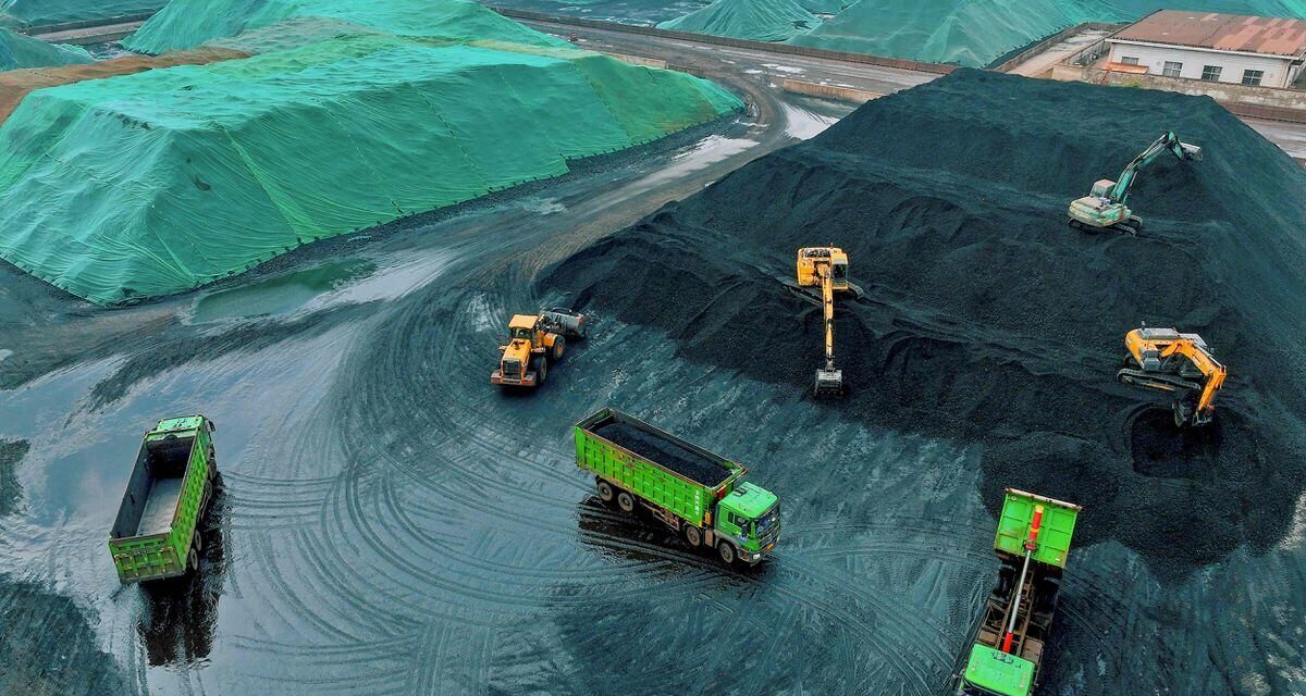 Las emisiones del sector fósil marcan un máximo histórico y ponen aún más en el punto de mira a los combustibles |  Clima y Medio Ambiente