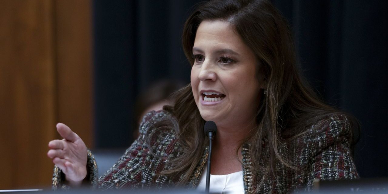 Las respuestas de los presidentes a las preguntas de Stefanik provocan furor