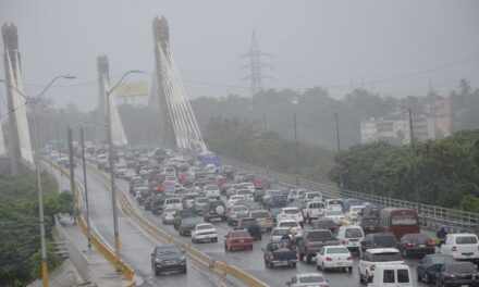 Llueve fuerte este martes en SD y otras zonas de Rep. Dominicana |  AlMomento.net