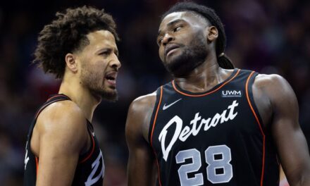 Los 76ers reparten la 22ª derrota consecutiva de los Pistons, récord de la franquicia