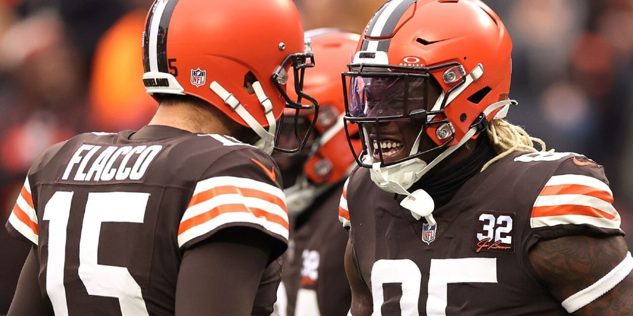 Los Browns anotan rápidamente con el pase de touchdown de Joe Flacco-David Njoku