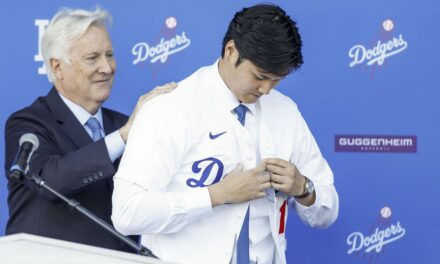 Los Dodgers: Shohei Ohtani, el deportista con el contrato más caro del mundo, aterriza en Hollywood con la promesa de ganar campeonatos |  Deportes