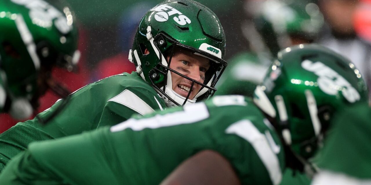Los Jets consideran cambiar al cuarto mariscal de campo titular después de los problemas de Tim Boyle