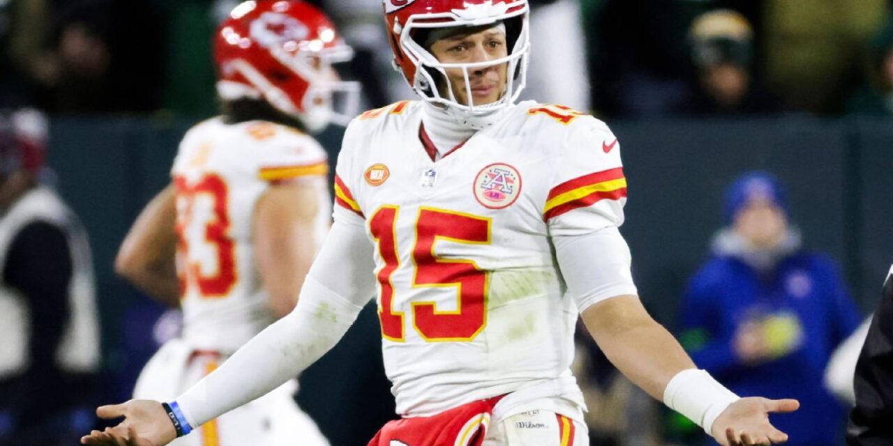 Los Kansas City Chiefs lamentan los últimos momentos de la derrota en Green Bay