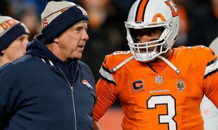 Los Broncos enviarán a la banca a Russell Wilson, y Jarrett Stidham será titular