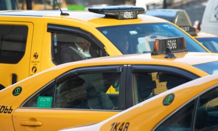Los taxis amarillos quieren exención del peaje por congestión