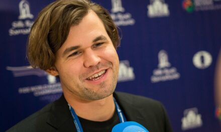 Mundial de Rápidas de Ajedrez: Carlsen gana su 5º oro en la modalidad rápida y el 16º en total |  Ajedrez