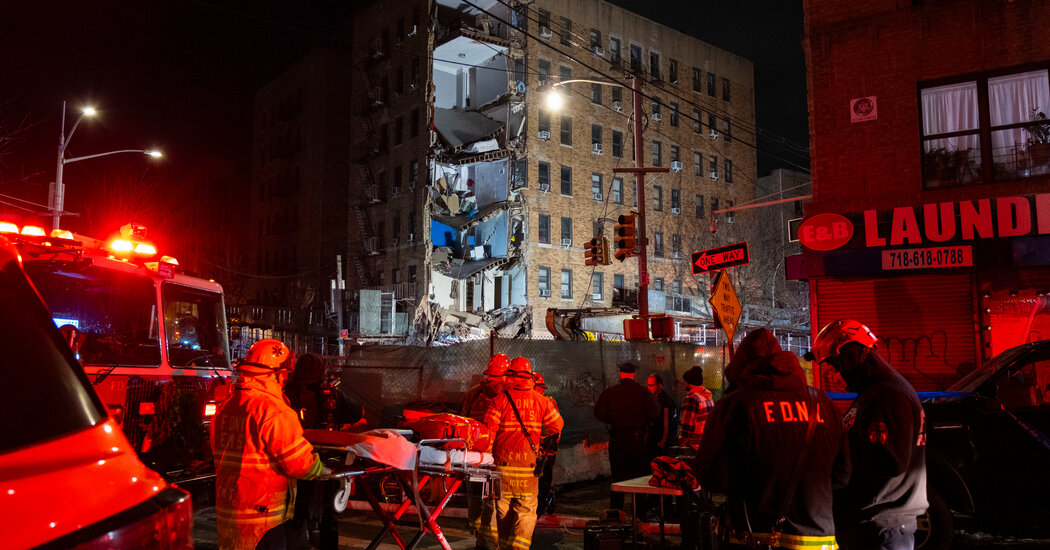 Nueva York suspende a ingeniero que inspeccionó edificio del Bronx que se derrumbó