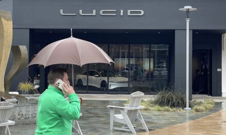 ORCL, LCID, CNC, HAS y más
