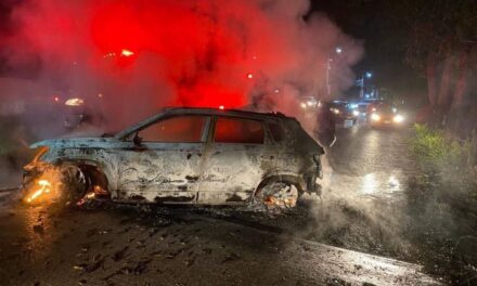 Ola de violencia en Tabasco con decenas de vehículos quemados y motines en las cárceles