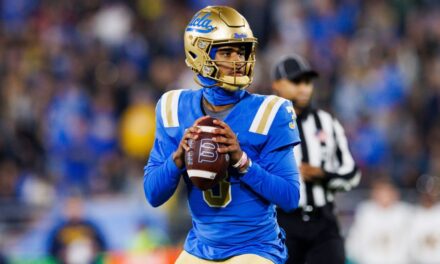 Oregon consigue el segundo QB transferido en Dante Moore de UCLA