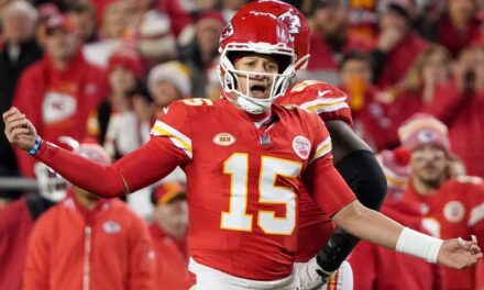 Fuente – La NFL multa a Reid y Mahomes con un total de $150,000 a los Chiefs