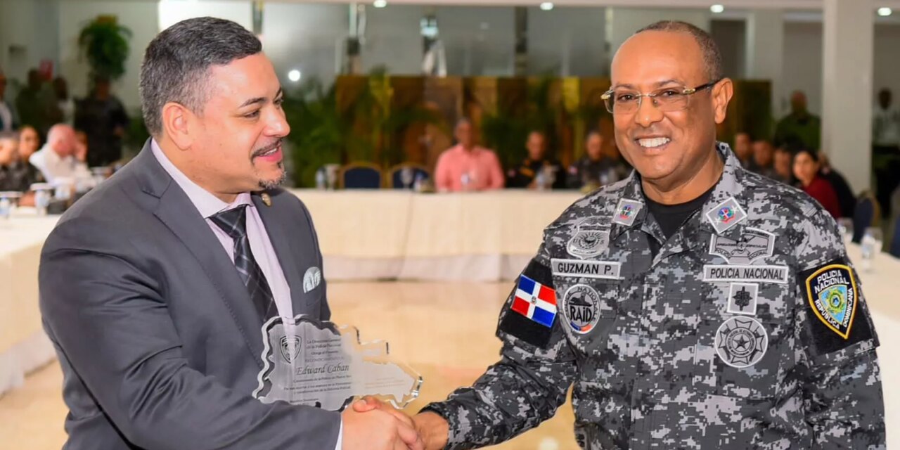 Policía dominicana y Comisionado Policía de NY firman acuerdos para fortalecer relaciones interinstitucionales