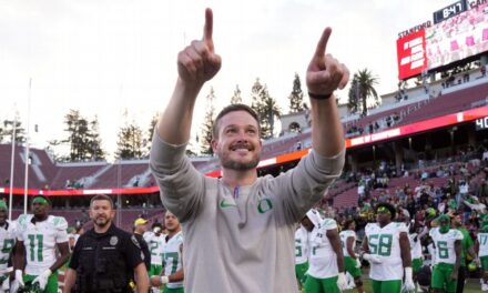 Puede que Oregon siempre sea llamativo, pero con Dan Lanning, los Ducks están jugando duro