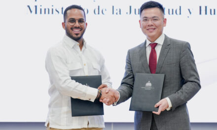 República Dominicana |  Ministerio de la Juventud firma convenio con empresa tecnológica Huawei para desarrollar competencias digitales en jóvenes