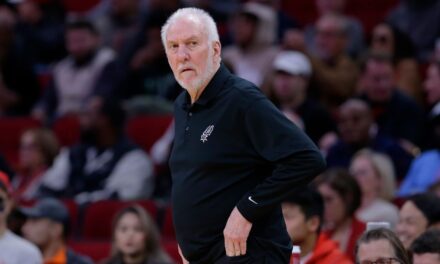 San Antonio Spurs establece récord del equipo con 17ma derrota consecutiva