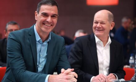 Sánchez y Scholz defienden en Berlín los valores socialdemócratas como forma de frenar la ola reaccionaria |  internacional