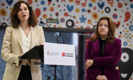 Solo dos médicos extracomunitarios se han incorporado a la Sanidad Pública de Madrid desde que Ayuso flexibilizó la norma |  Madrid |  España