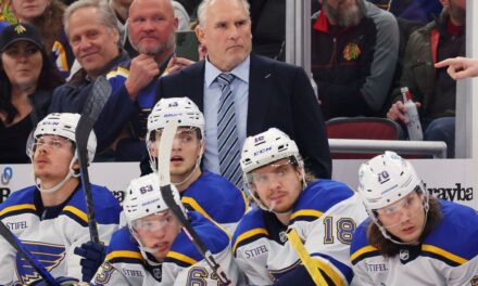 St. Louis Blues despide al entrenador Craig Berube tras la derrota