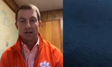 Swinney y Stoops lamentan los efectos del portal de transferencias