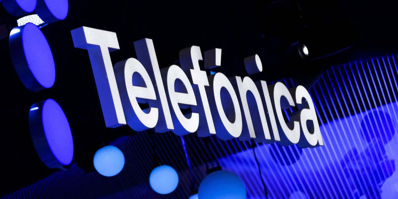 Telefónica propone reestructurar plantilla para 5.124 puestos de trabajo en España