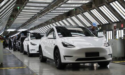 Tesla, New York Times, NetEase y más