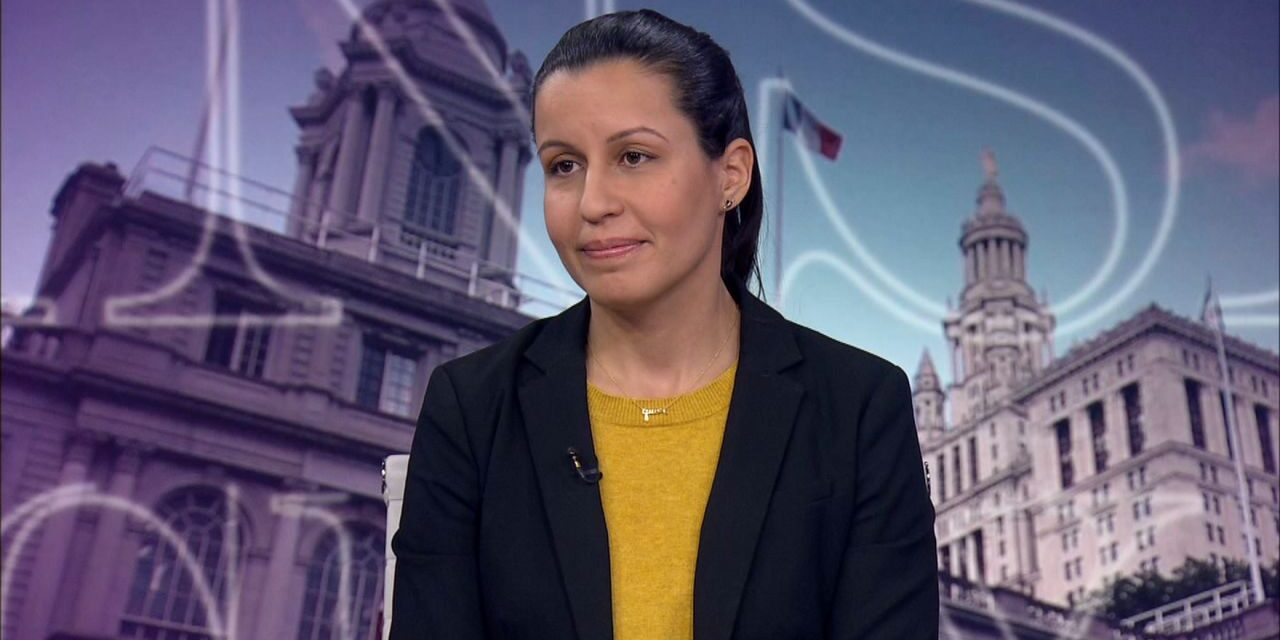 Tiffany Cabán analiza la nueva prohibición del aislamiento
