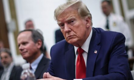Fiscal General de Nueva York pide 370 millones de dólares a Trump en juicio por fraude civil