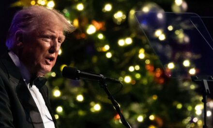 Trump encabeza evento de club de jóvenes republicanos en Manhattan