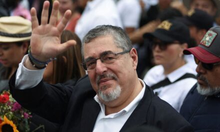 Un fiscal sugiere anular las elecciones en Guatemala y la OEA denuncia un intento de golpe de Estado