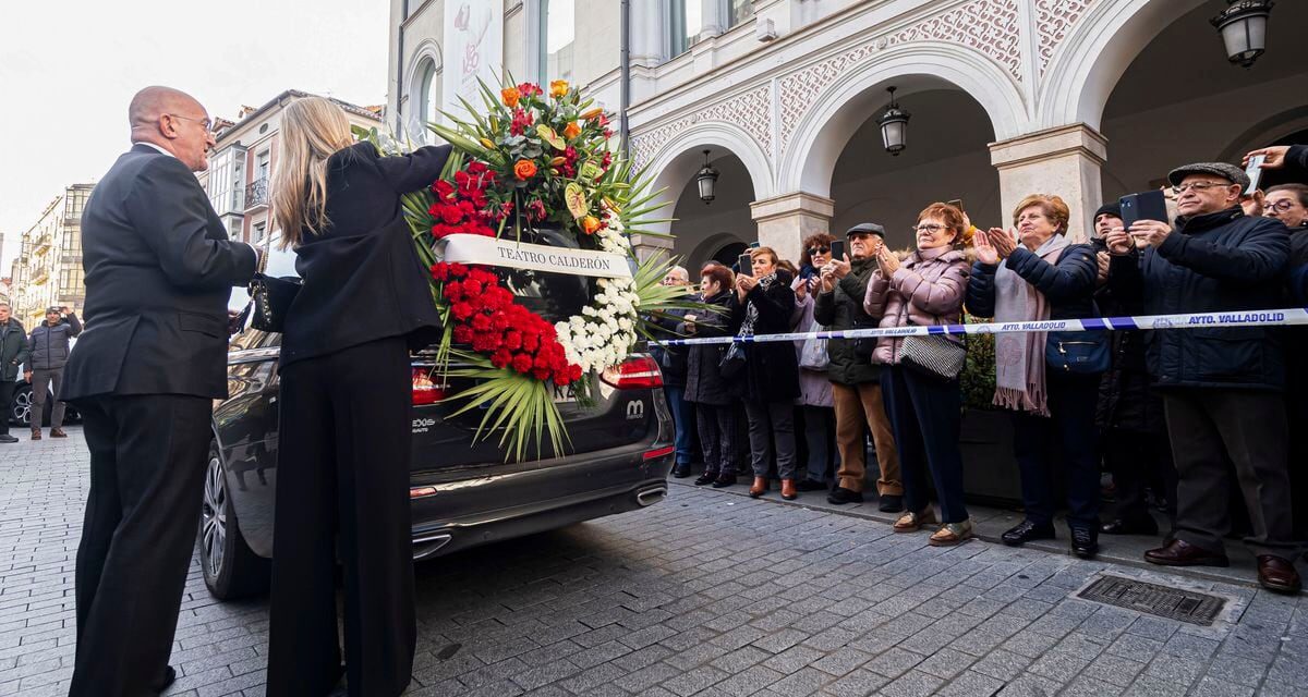 Valladolid regala su último silencio a Concha Velasco |  Cultura