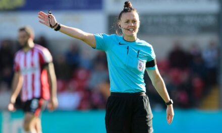 Welch será la primera mujer árbitro en la Premier League