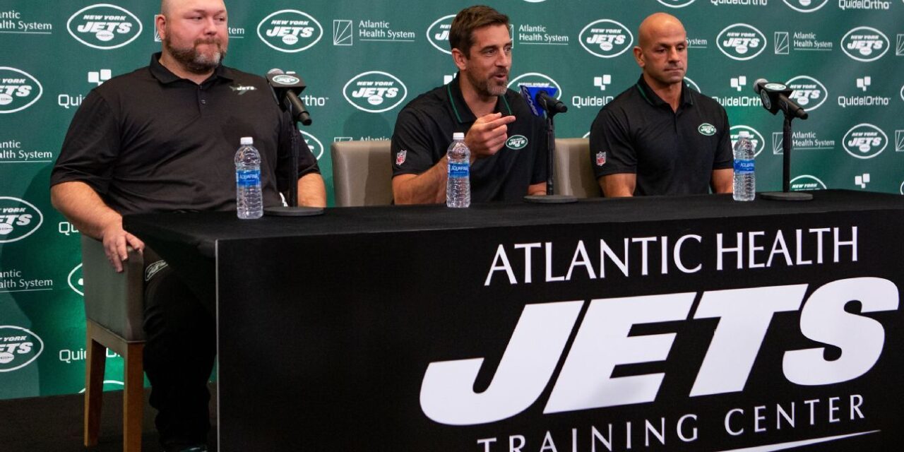Woody Johnson de los Jets: Robert Saleh y Joe Douglas regresarán en el 24