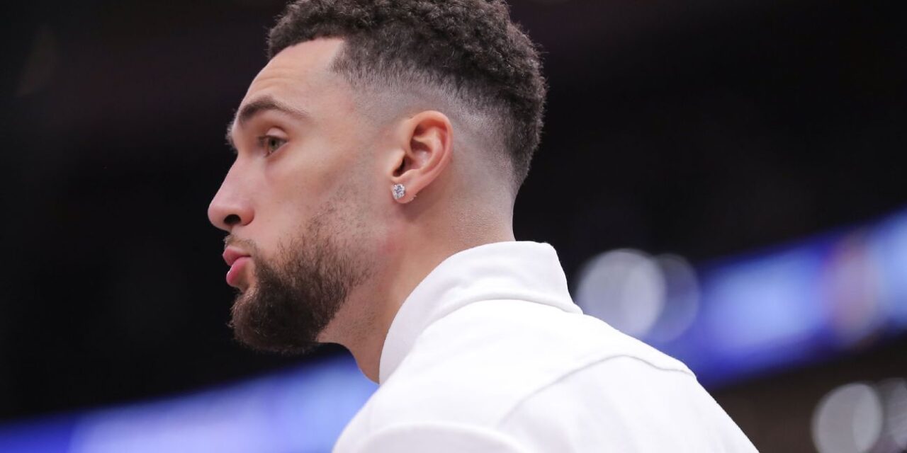 Zach LaVine de los Bulls estará fuera otras 3-4 semanas por lesión en el pie