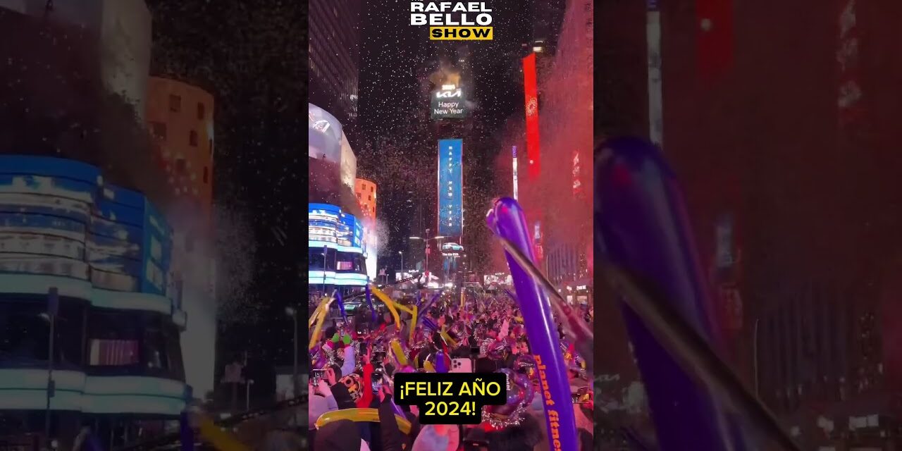 Happy New Year from Times Square in NYC! 🎆🗽🎉 #shorts #happynewyear