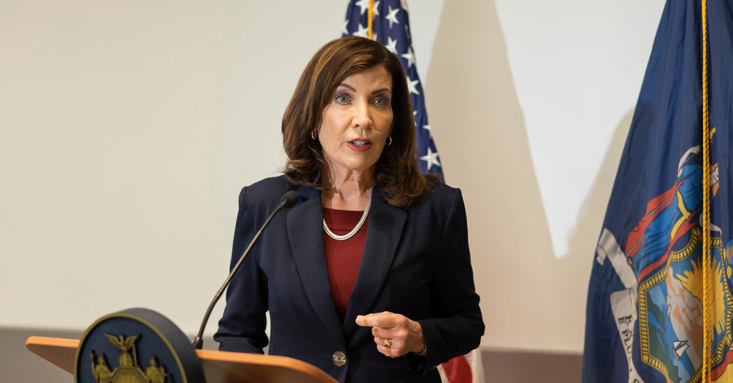 A medida que la alfabetización se retrasa, Hochul propone cambiar la forma en que las escuelas enseñan lectura