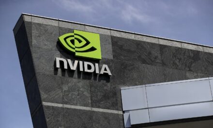 Acciones que realizan mayores movimientos al mediodía: Nvidia, Alaska Airlines, Twilio