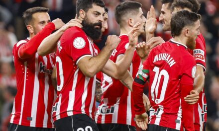 Asier Villalibre liquida al Alavés con dos zarpazos |  Fútbol |  Deportes