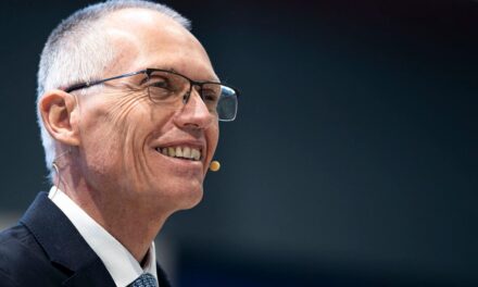 Carlos Tavares (Stellantis): “Las marcas de coches chinas son nuestro principal rival” |  Empresas