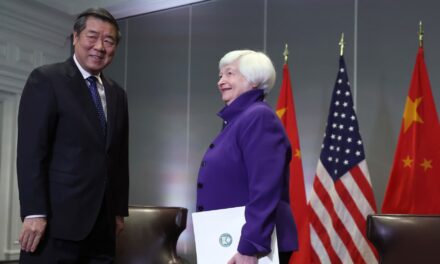China facilitará la inversión extranjera, dice viceprimer ministro a ejecutivos extranjeros