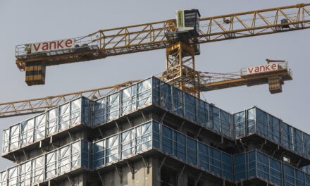 China no cumple con las estimaciones del PIB del cuarto trimestre y reanuda la publicación de datos sobre desempleo juvenil