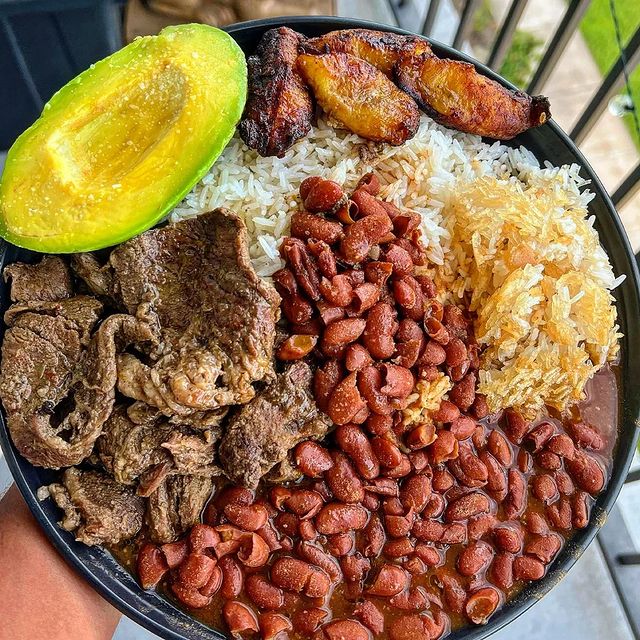 Comida de las 12: La bandera dominicana – Remolacha