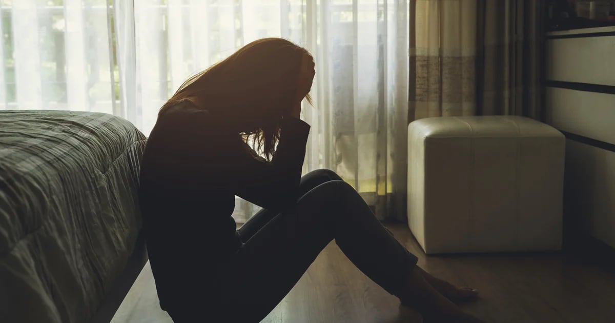 Cómo impacta vivir con un ser querido con depresión, según los expertos