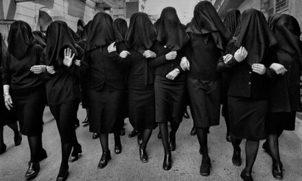 Cristina García Rodero y su mirada cálida hacia las mujeres |  EL PAÍS Semanal