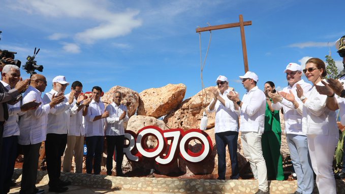 Dominicana apuesta por el desarrollo del Sur con turismo en Pedernales