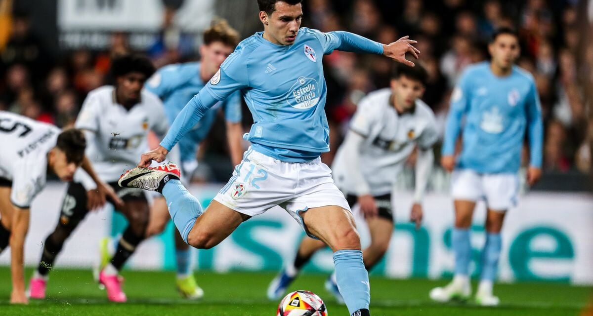 Douvikas arrastra al Celta hasta los cuartos |  Fútbol |  Deportes