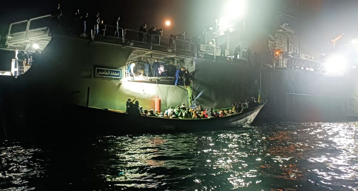 El Ejército marroquí intercepta a un millón de inmigrantes que querían cruzar a España |  España