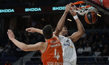 El Madrid espera a la prórroga para vencer al Valencia |  Baloncesto |  Deportes