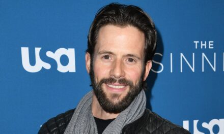 El actor Christian Oliver y sus hijas mueren en un accidente aéreo en el Caribe